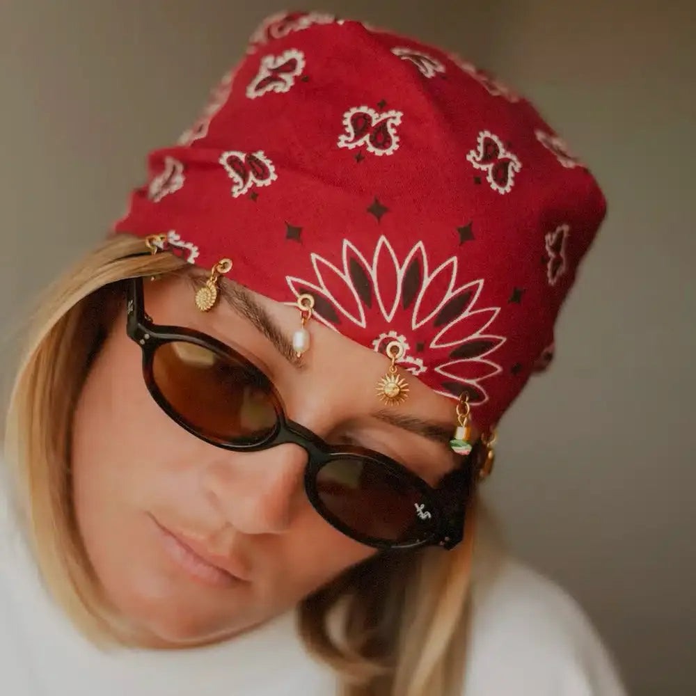 Pink Bandana Hijab with Charm Chain Accessories ๐โจ