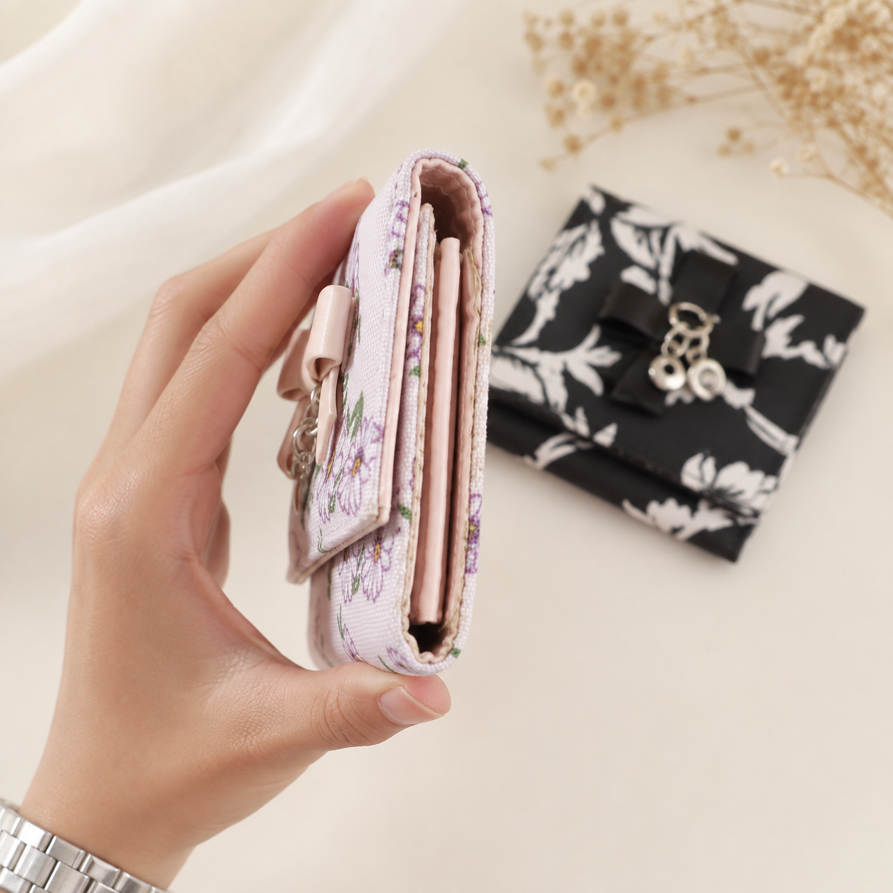 Elegant Floral Bow Charm Wallet