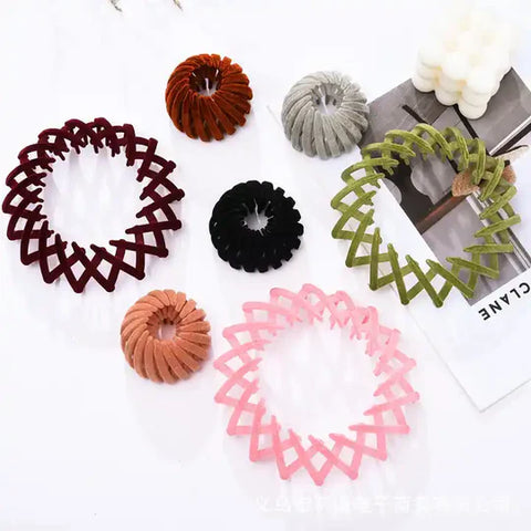 Horsetail Buckle Hair Clip